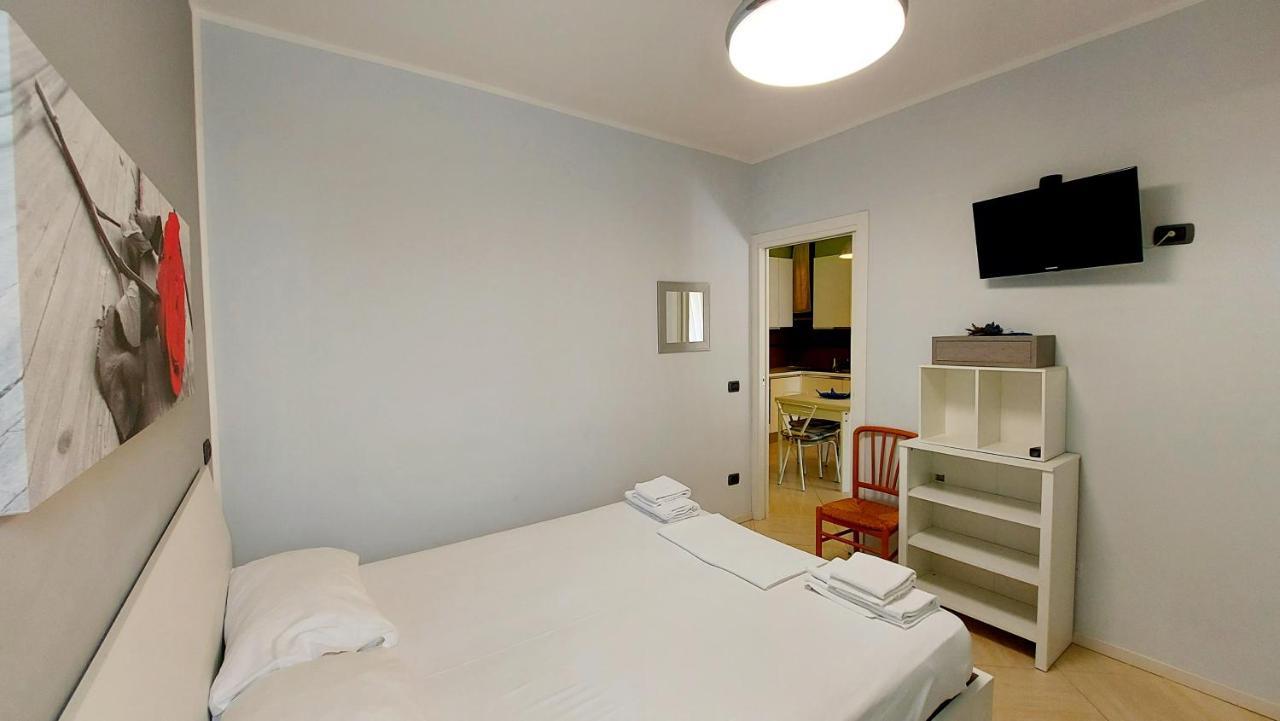 Colors Pool Apartment Bardolino Buitenkant foto