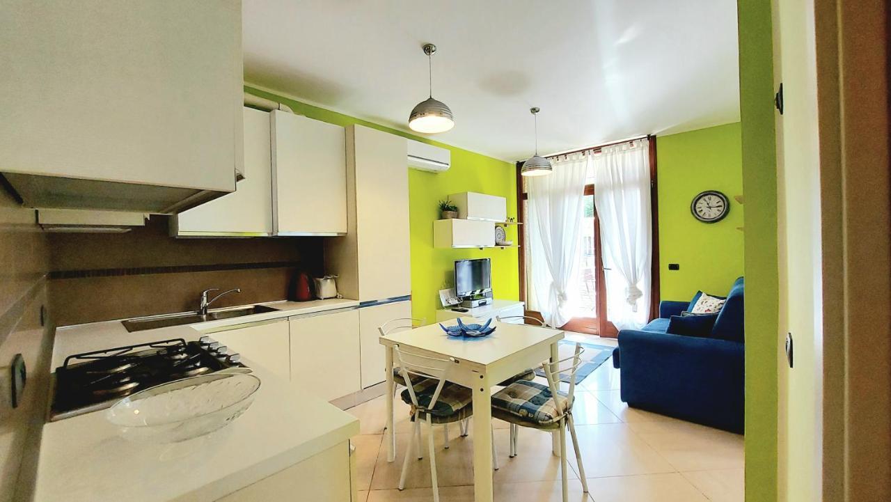 Colors Pool Apartment Bardolino Buitenkant foto