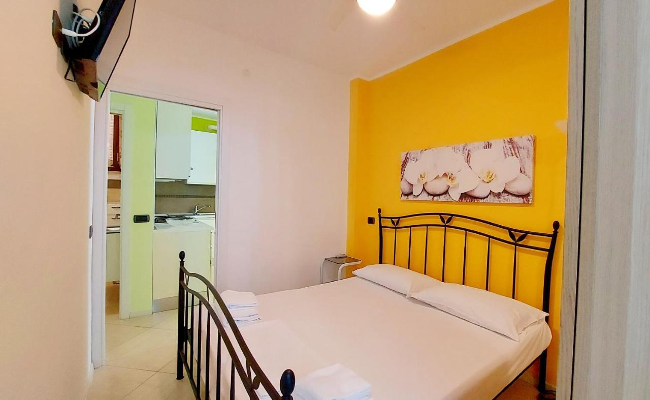 Colors Pool Apartment Bardolino Buitenkant foto