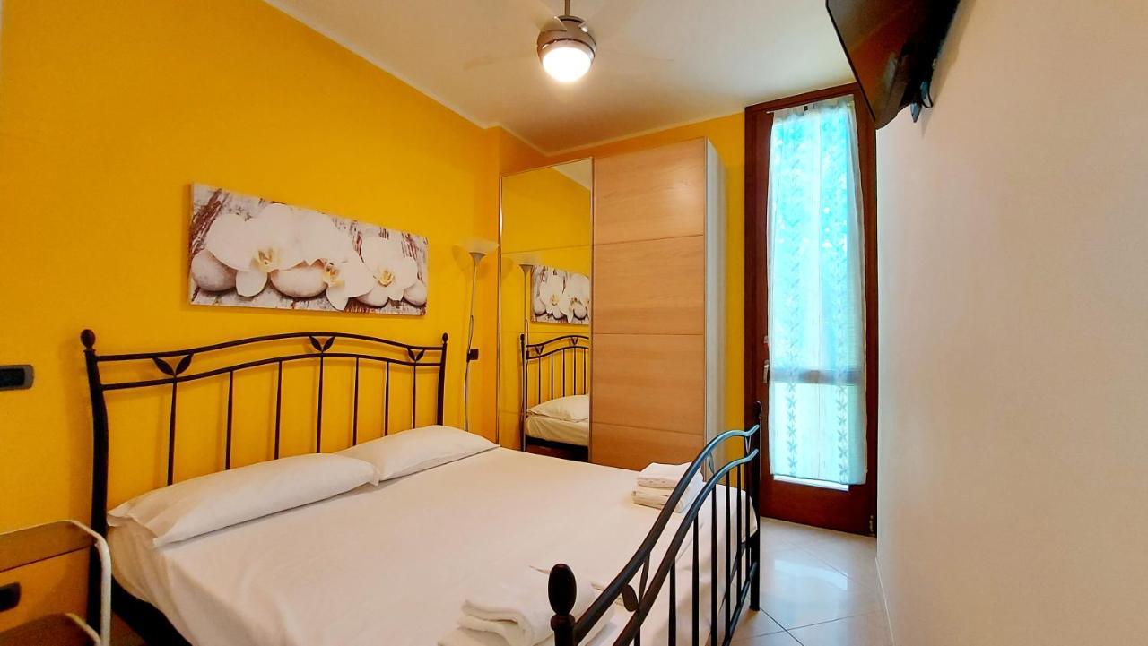 Colors Pool Apartment Bardolino Buitenkant foto